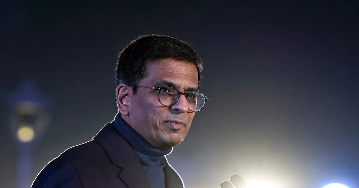 पूर्व CJI डी.वाई. चंद्रचूड़ ने खाली किया आधिकारिक आवास, विवाद पर लगा विराम