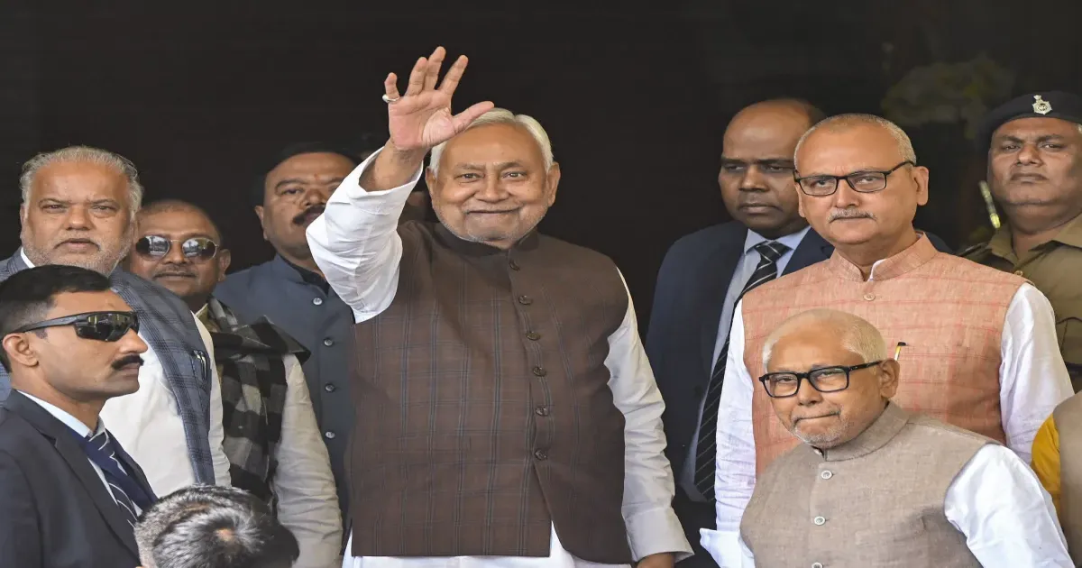 राबड़ी देवी पर ये लड़की टिप्पणी से बिहार में सियासी बवाल, RJD ने नीतीश कुमार पर बोला तीखा हमला