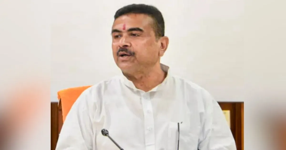 टीएमसी में बड़ी बगावत, दिल्ली में बागी सांसदों की बैठकों से ममता बनर्जी की बढ़ी राजनीतिक मुश्किलें