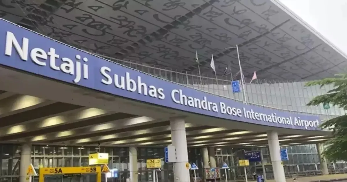 कोलकाता एयरपोर्ट पर बम की धमकी से हड़कंप, फुकेत से आई फ्लाइट के शौचालय के शीशे पर लिखा मिला संदेश