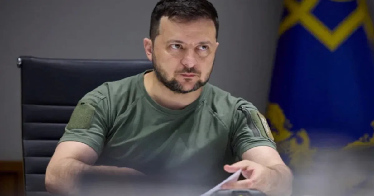 यूक्रेन के राष्ट्रपति ज़ेलेंस्की ने 100 मिलियन डॉलर के घोटाले में पूर्व सहयोगी पर लगाए प्रतिबंध