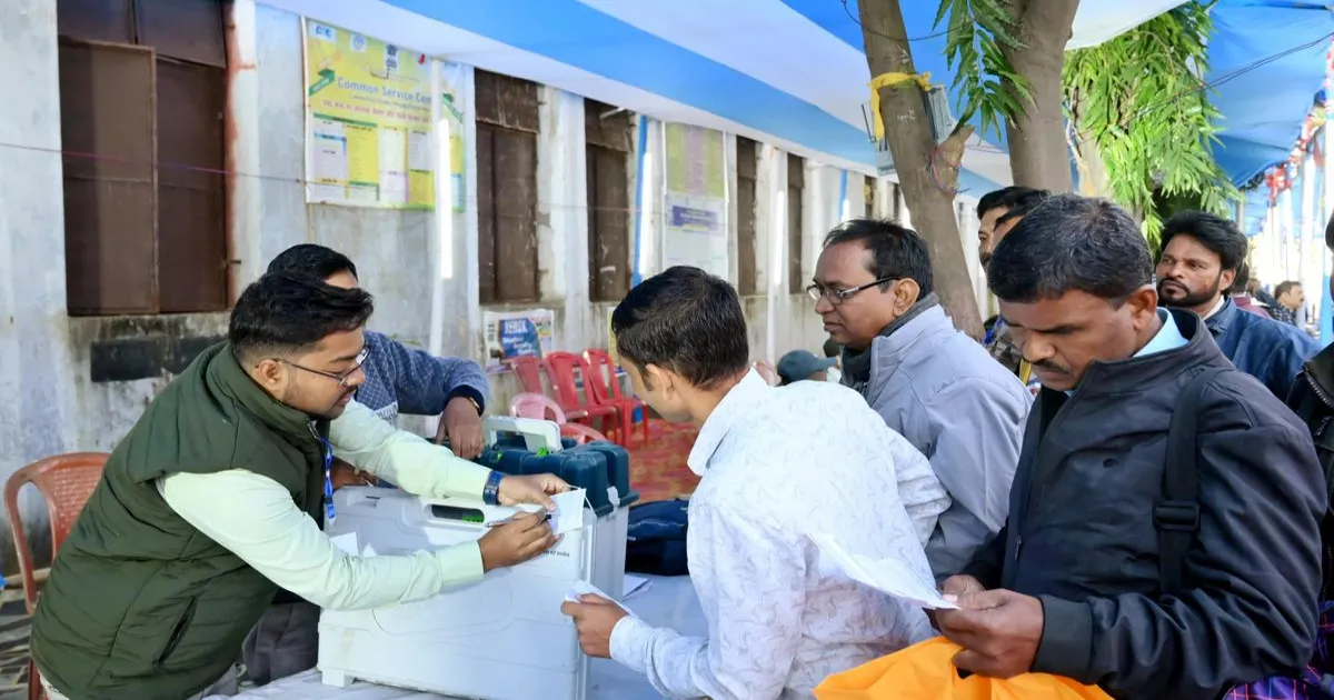 घाटशिला उपचुनाव: जेएमएम के सोमेश चंद्र सोरेन ने 38,524 वोटों से दर्ज की बड़ी जीत