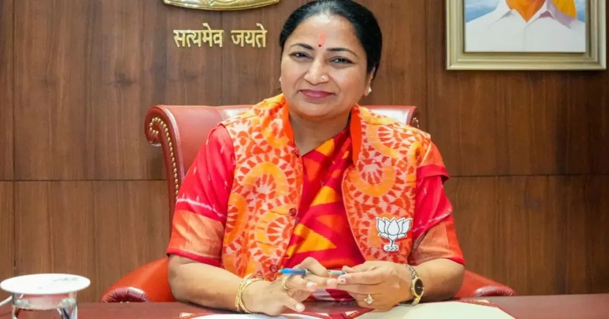 दिल्ली में लखपति बिटिया योजना लॉन्च, बेटियों की शिक्षा पूरी होने पर मिलेगा ₹1 लाख