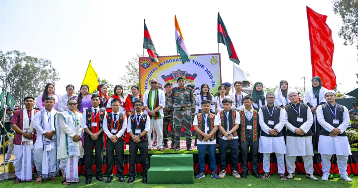 मणिपुर के मुख्यमंत्री ने बहु-समुदाय राष्ट्रीय एकता यात्रा को हरी झंडी दिखाकर रवाना किया