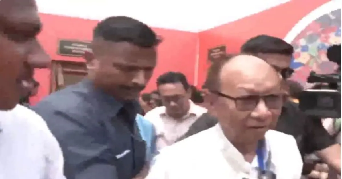 पश्चिम बंगाल ने भाजपा को स्वीकार किया: सुवेंदु अधिकारी के शपथ ग्रहण पर बोले मणिपुर सीएम