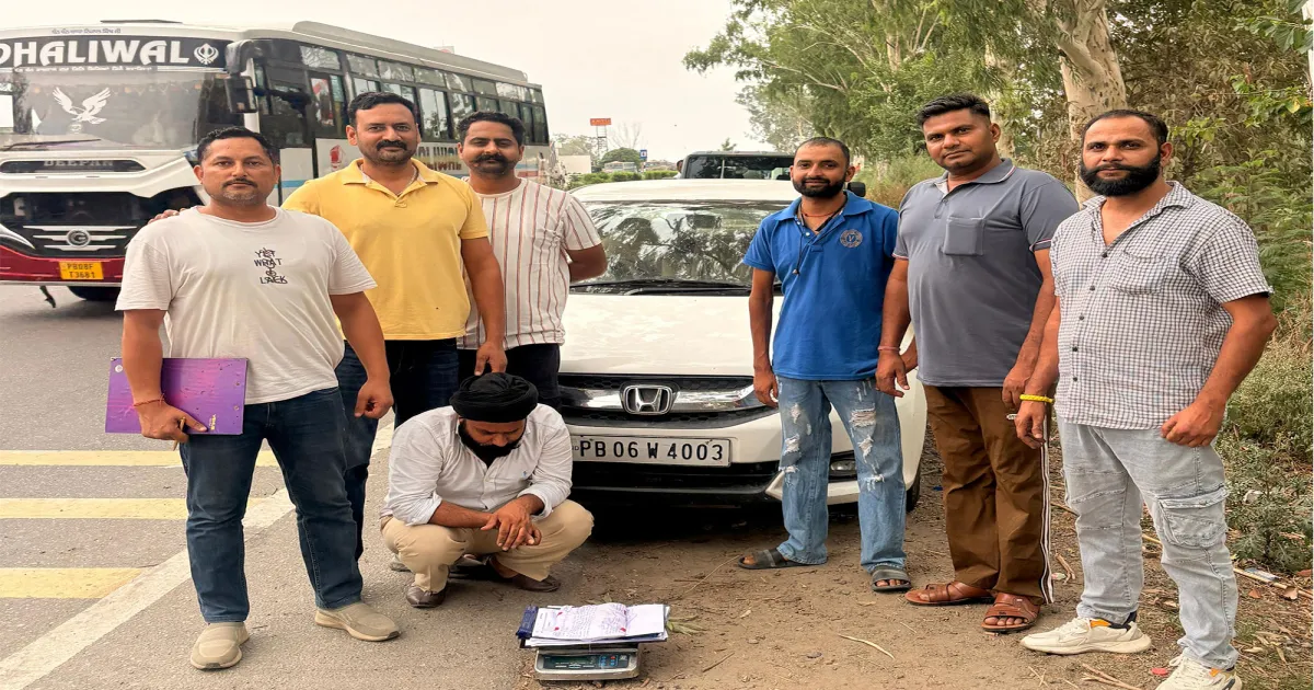 हिमाचल में पंजाब का नशा तस्कर गिरफ्तार, कार के स्टीयरिंग से 264.6 ग्राम हेरोइन बरामद