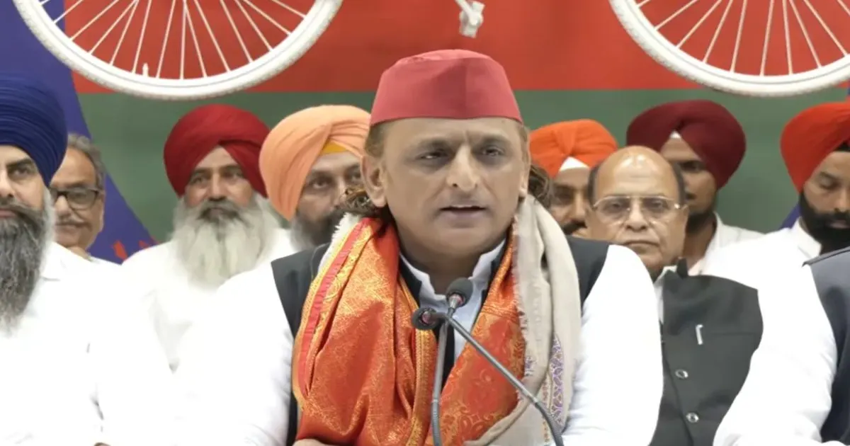 राम मंदिर दान चोरी मामले पर अखिलेश यादव का भाजपा पर हमला, बोले- आस्था, मर्यादा और संविधान से विश्वासघात