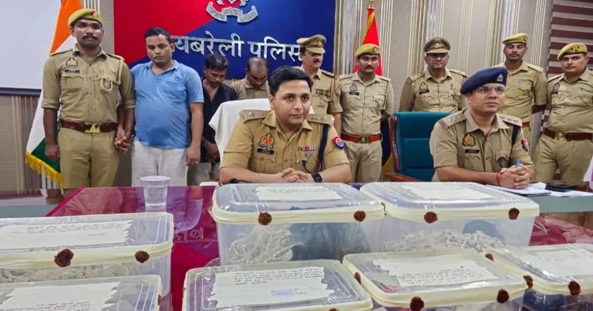 रायबरेली मुठभेड़ के बाद पांच सदस्यीय अंतरजनपदीय चोरी गिरोह का पर्दाफाश, 12.4 किलो चांदी के आभूषण बरामद