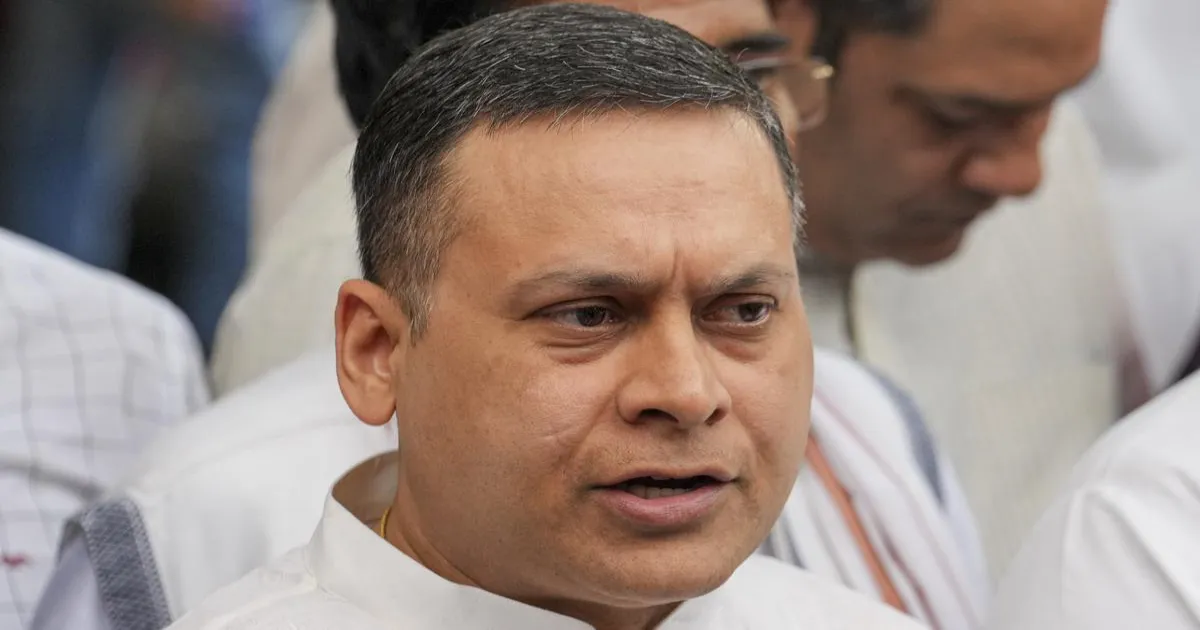 आलोचना के बाद मालवीय ने सिलहटी भाषी समुदाय पर अपने बयान में नरमी दिखाई
