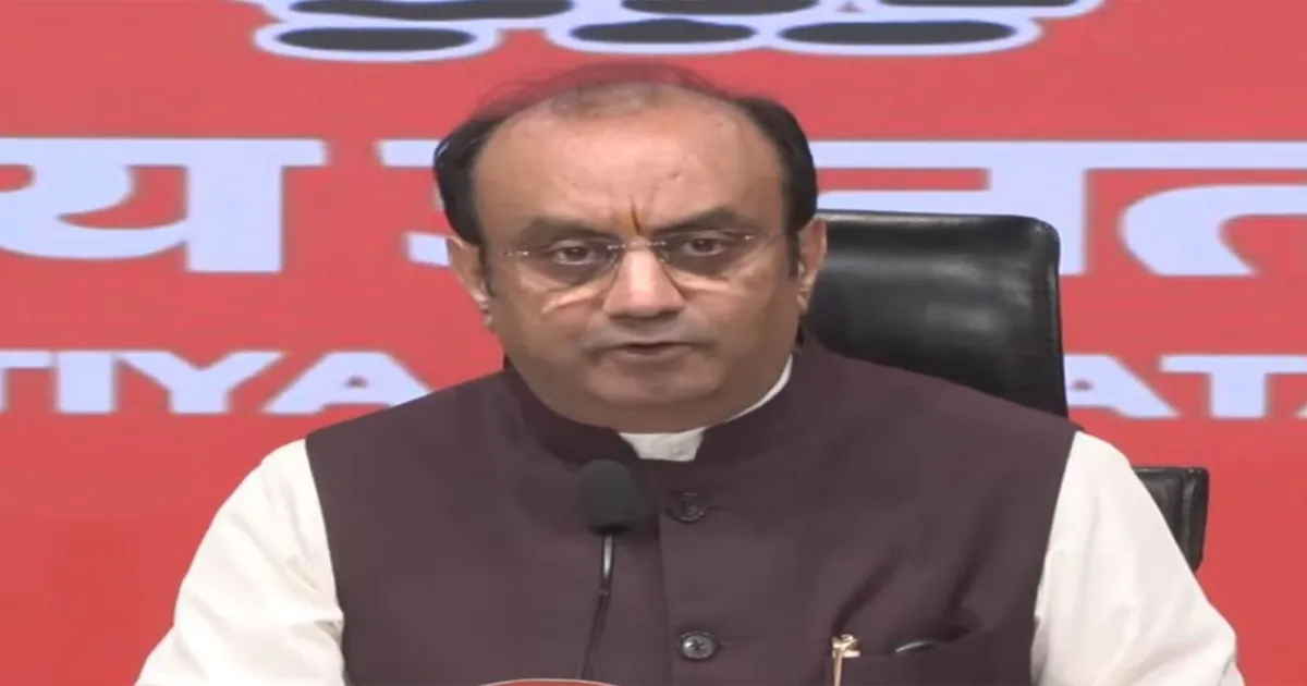 भाषा को संघर्ष का हथियार बनाने की कोशिश दफन हो जाएगी: सुधांशु त्रिवेदी का राहुल गांधी पर हमला