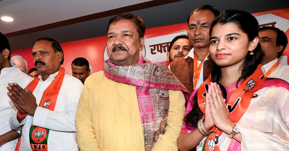 बिहार विधानसभा चुनाव : बीजेपी ने जारी की दूसरी सूची, मैथिली ठाकुर अलीनगर से लड़ेंगी चुनाव; जेडीयू की पहली सूची में 57 उम्मीदवार