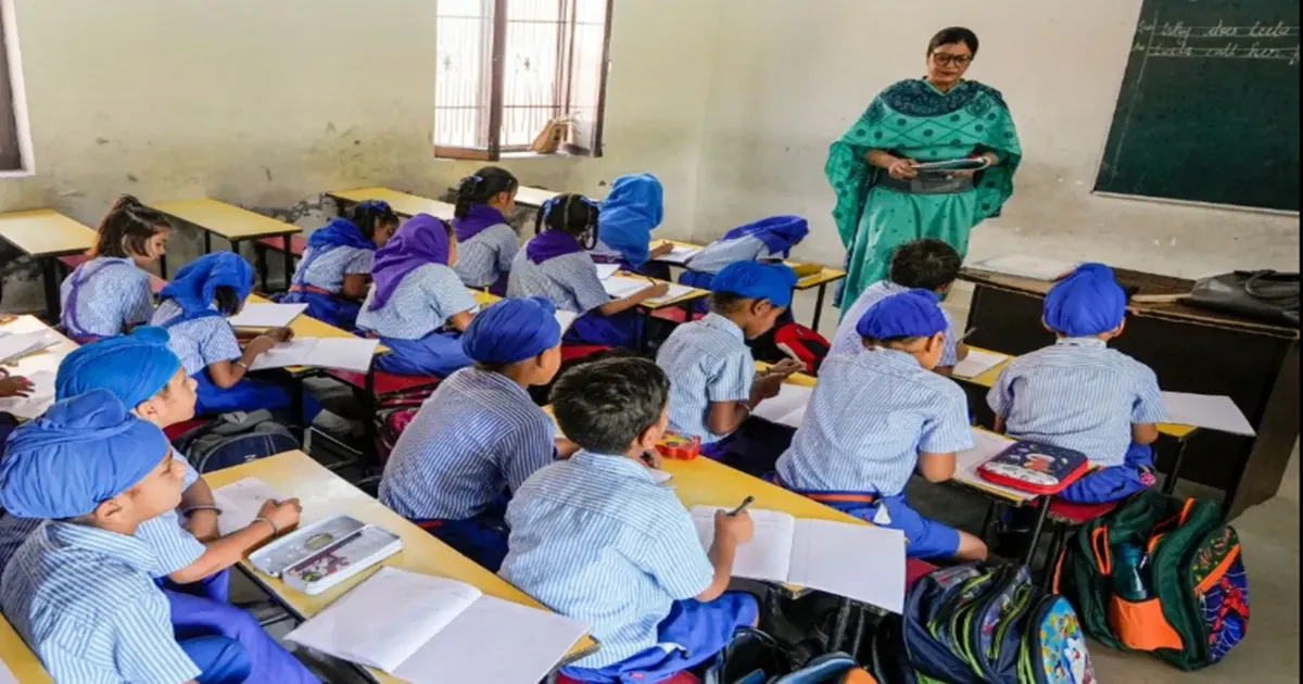 ईद-ए-मिलाद पर कल दिल्ली, नोएडा और गुरुग्राम में बंद रहेंगे स्कूल? जानें राज्यों की पूरी स्थिति