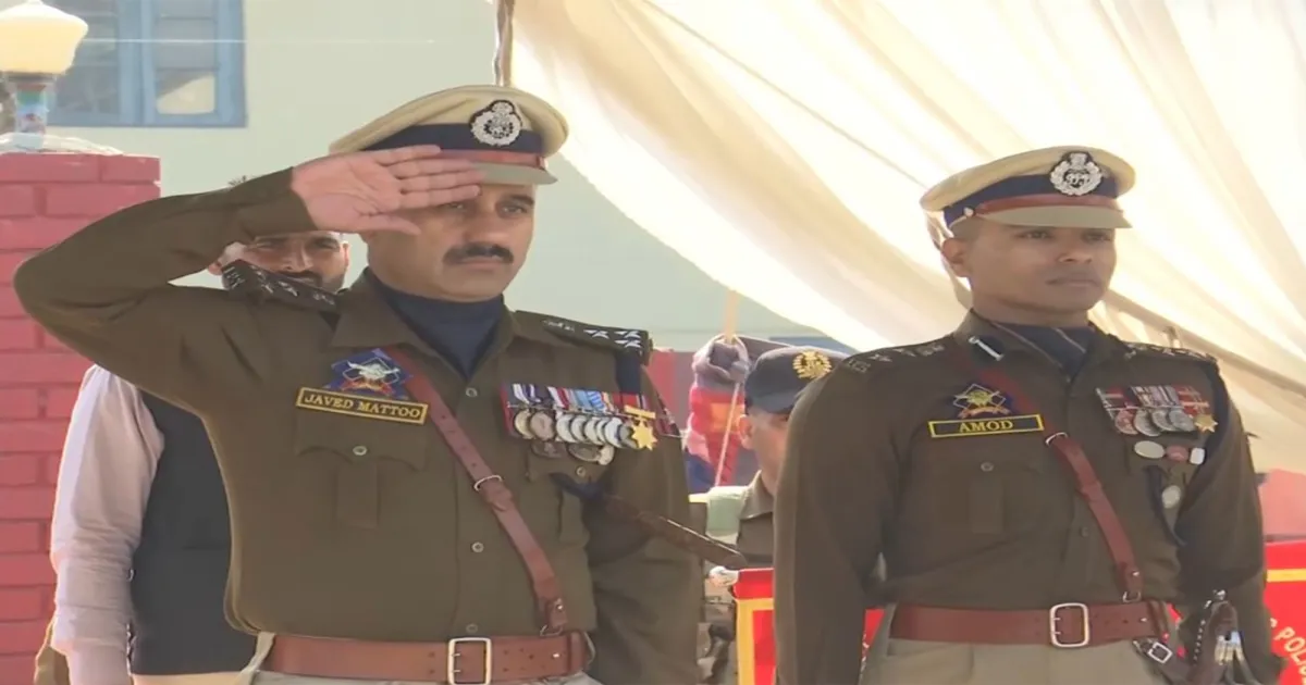 अनंतनाग में राष्ट्रीय एकता दिवस पर 'रन फॉर यूनिटी' में उमड़ा जनसैलाब, डीसी बिलाल मोहि-उद-दीन भट ने किया नेतृत्व