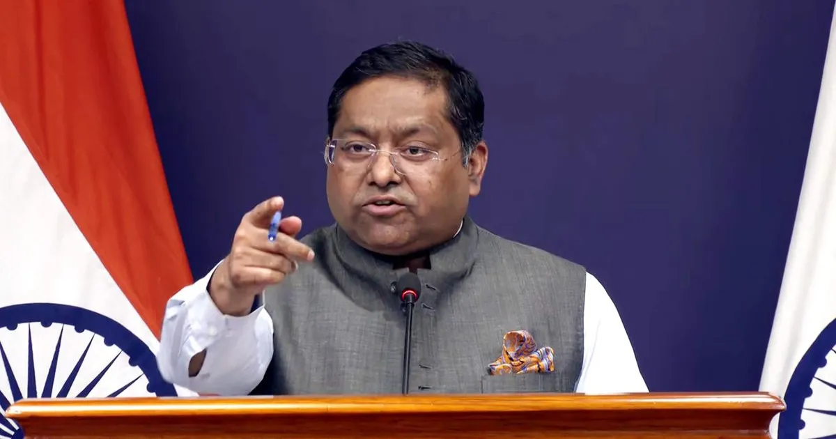 H-1B वीज़ा आवेदन शुल्क बढ़ाने के कदम के पूर्ण प्रभावों का अध्ययन जारी : MEA