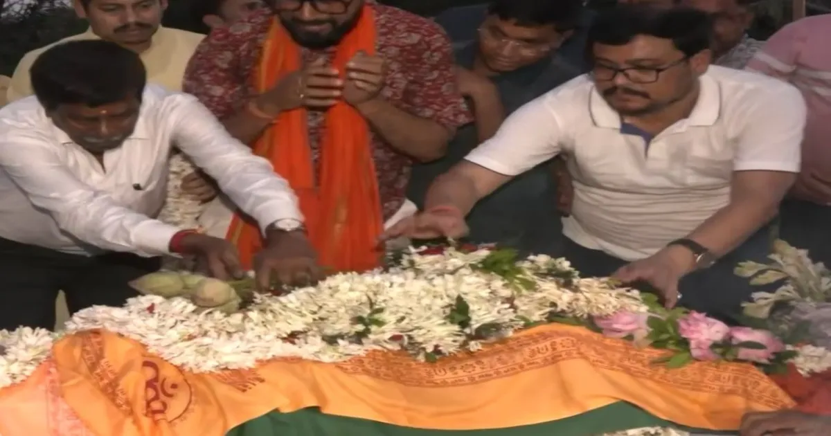 भाजपा नेता सुवेंदु अधिकारी के सहयोगी चंद्रनाथ रथ को दी गई श्रद्धांजलि, गोली मारकर की गई थी हत्या