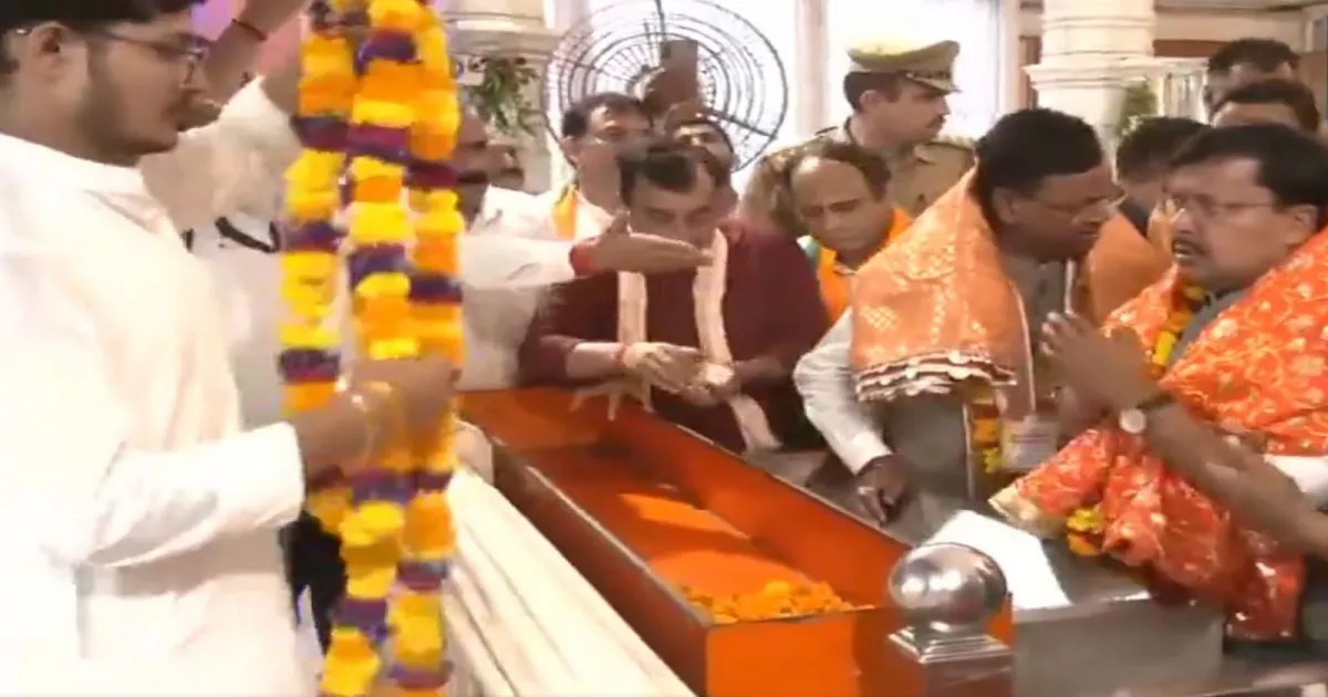 लखनऊ के हनुमान सेतु मंदिर में भाजपा राष्ट्रीय अध्यक्ष नितिन नवीन ने की पूजा-अर्चना