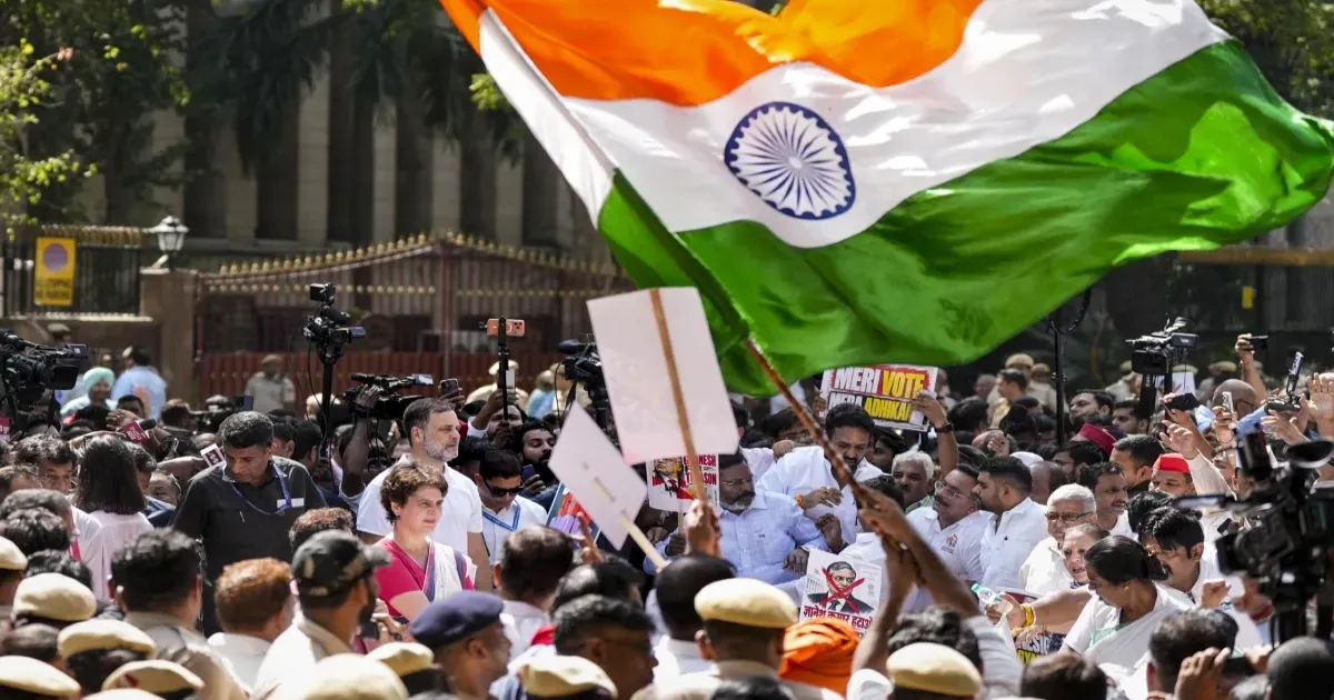 बैठक के लिए कोई अनुरोध नहीं मिला: राहुल गांधी के प्रदर्शन के बीच चुनाव आयोग का बयान