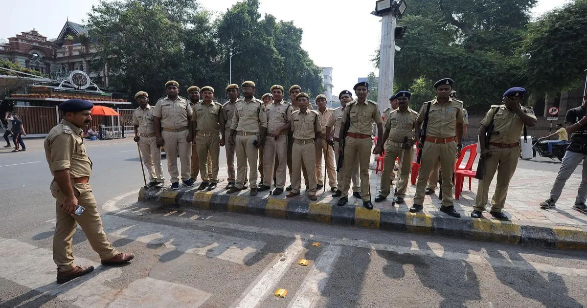 गुजरात में साइबर अपराध पर बड़ी कार्रवाई: अहमदाबाद क्राइम ब्रांच ने म्यूल अकाउंट्स पर कसा शिकंजा