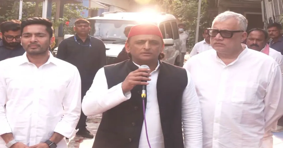 अखिलेश यादव का भाजपा पर हमला, बोले- झूठ सोहन पापड़ी की परतों जैसा, पश्चिम बंगाल मतदान की सीसीटीवी फुटेज जारी करने की मांग