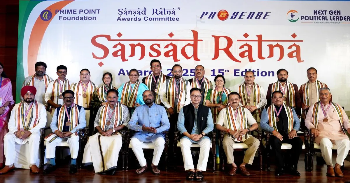 17-mps-win-sansad-ratna-awards