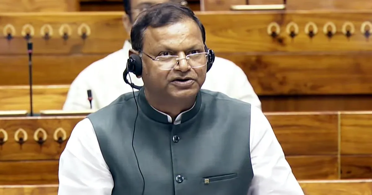सरकारी कर छूटों का अधिकांश लाभ व्यक्तिगत और HUF करदाताओं को मिला