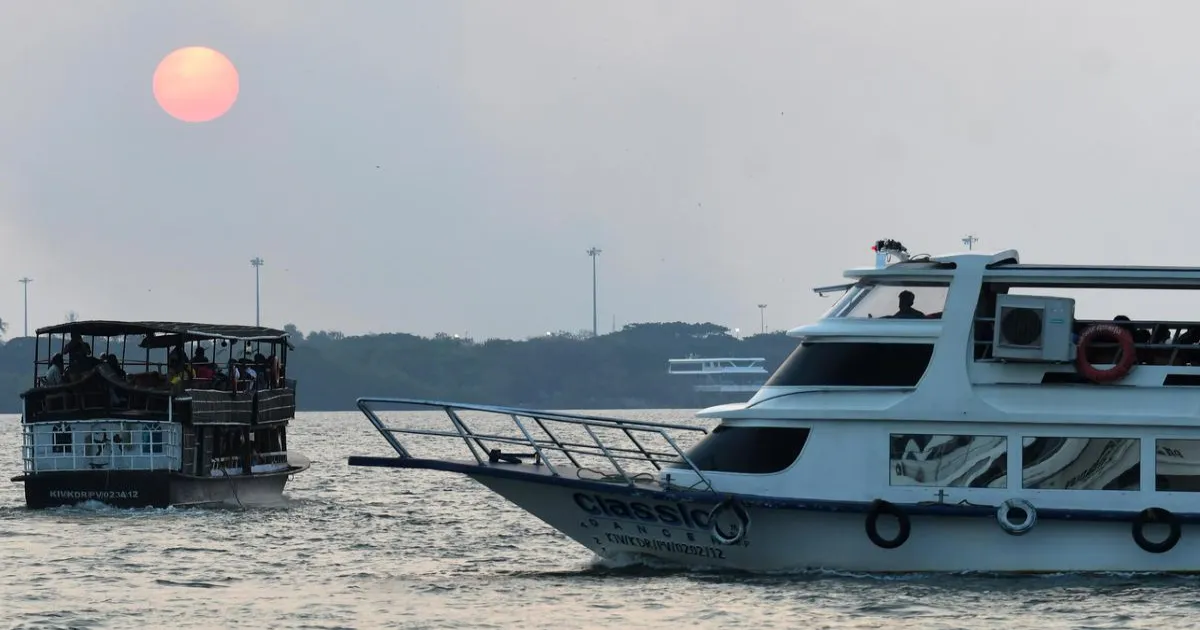 न्यू ईयर पर कोच्चि मेट्रो और वाटर मेट्रो की अतिरिक्त सेवाएं, देर रात तक चलेगी 