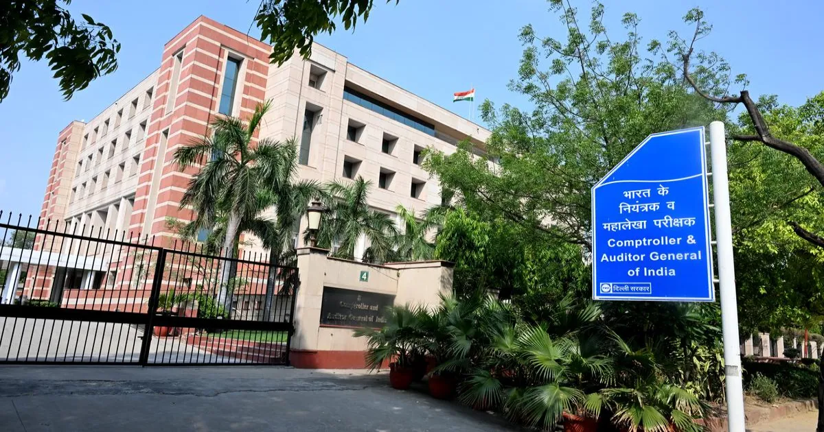 centre-not-transferred-3-69-lakh-crore-cess-to-designated-funds-cag-finds