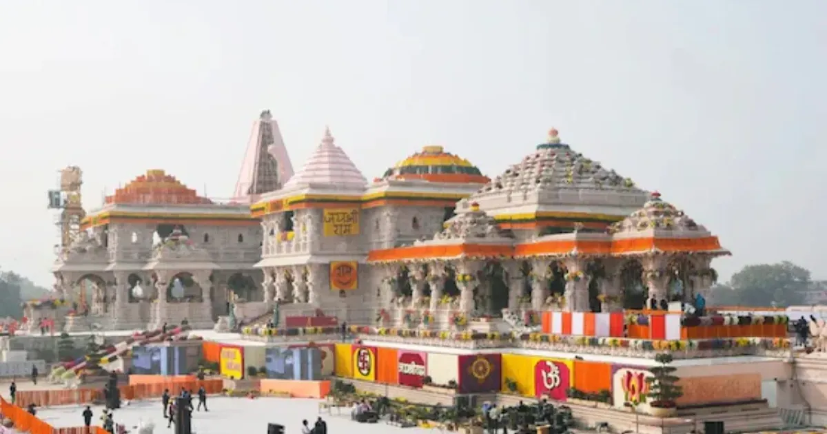 राम मंदिर दान राशि में गड़बड़ी के आरोप: अखिलेश यादव ने उठाए सवाल, ट्रस्ट ने किया खंडन