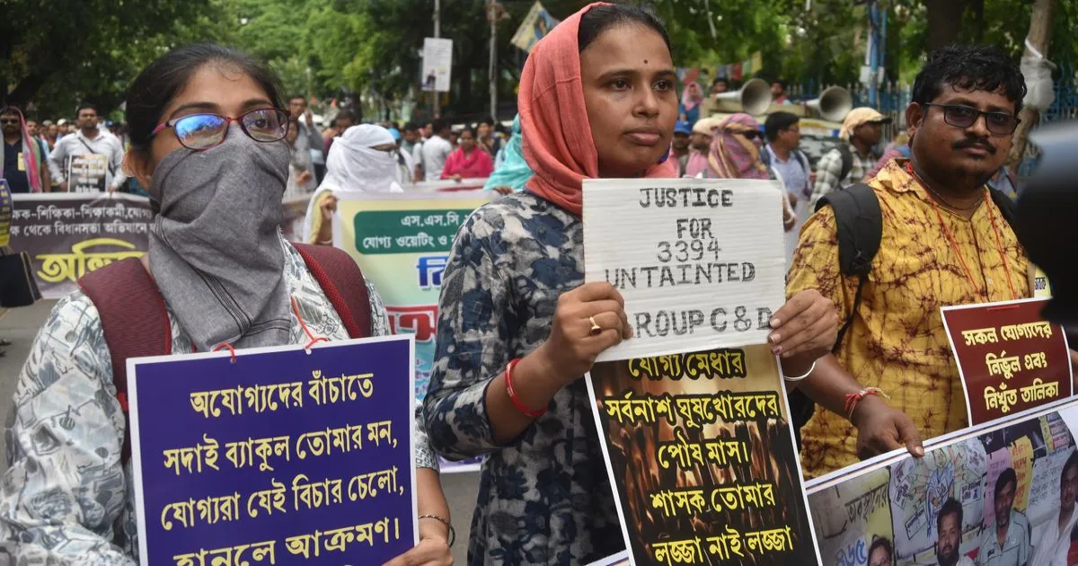 सुप्रीम कोर्ट के फैसले के बाद नौकरी गंवाने वाले पश्चिम बंगाल के शिक्षक का तनाव से संबंधित स्ट्रोक से निधन