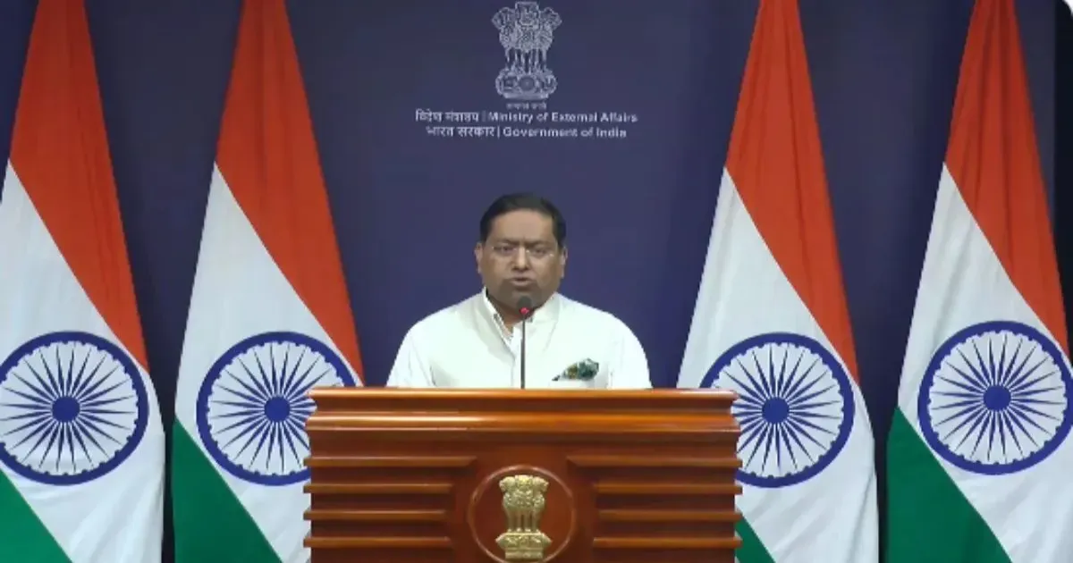 अल्पसंख्यक अधिकारों पर ज़रदारी की टिप्पणी पर भारत का तीखा जवाब, कहा- पाकिस्तान का खुद का रिकॉर्ड बेहद खराब