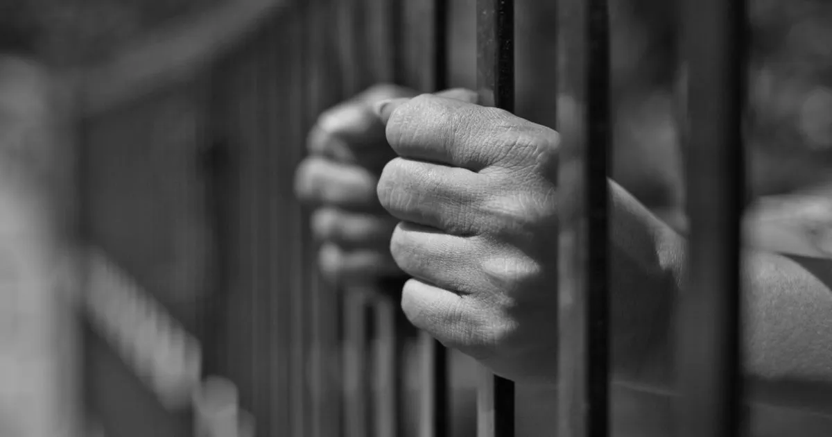 सिंगापुर में दो भारतीय पर्यटक को सेक्स वर्कर्स से लूट और हमले के मामले में जेल भेजे गए