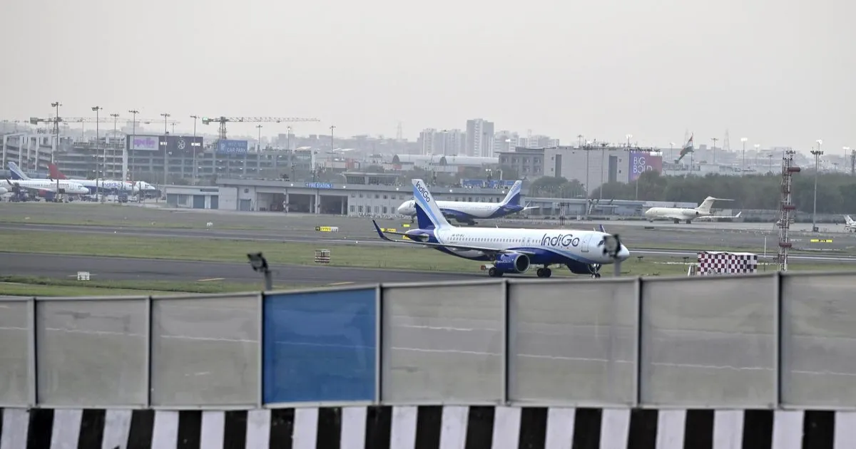 दिल्ली IGI एयरपोर्ट पर ATC सिस्टम की खराबी से उड़ानों में भारी देरी