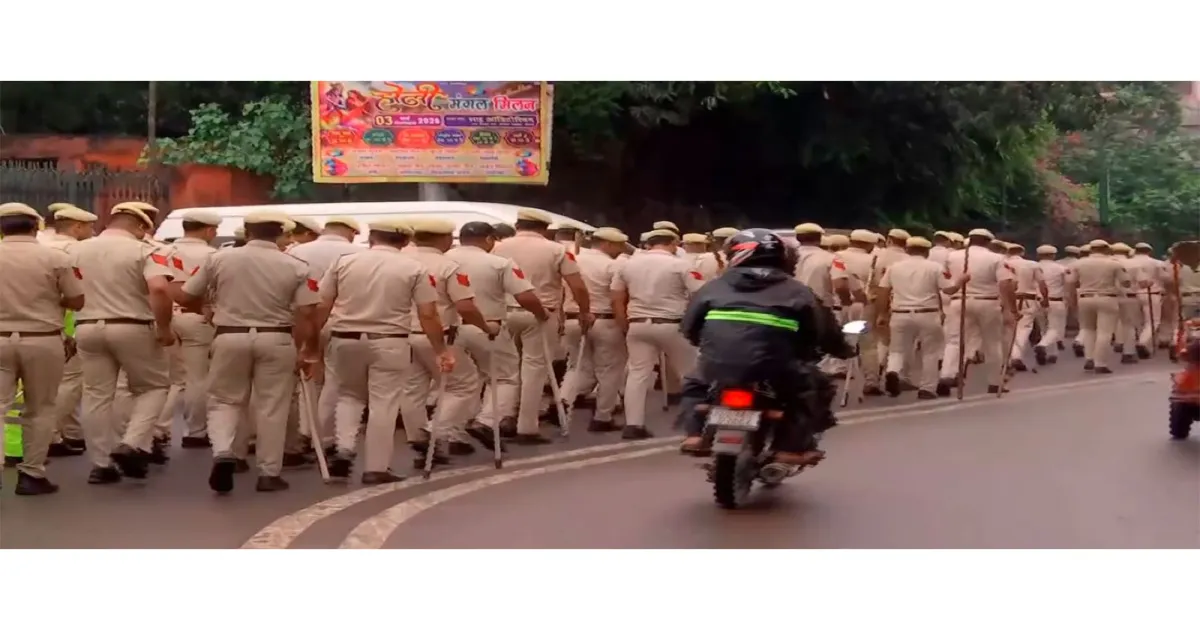 ईद-उल-फितर से पहले जामा मस्जिद के आसपास सुरक्षा कड़ी, दिल्ली पुलिस अलर्ट