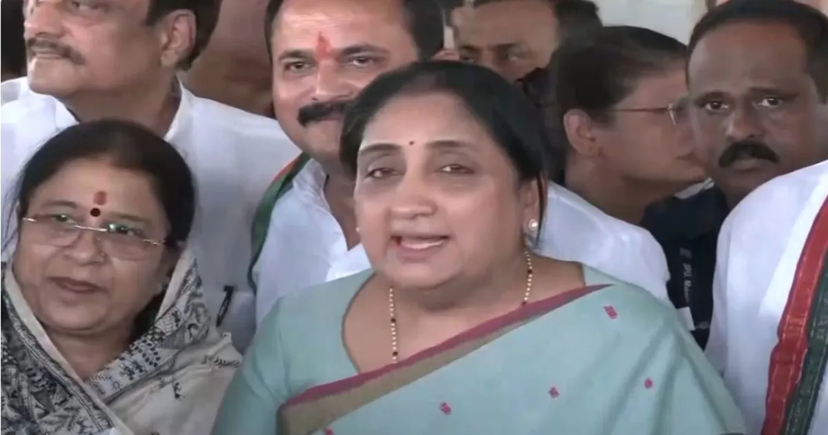 परिवार और राजनीति अलग-अलग क्षेत्र हैं: डिप्टी सीएम सुनेत्रा पवार