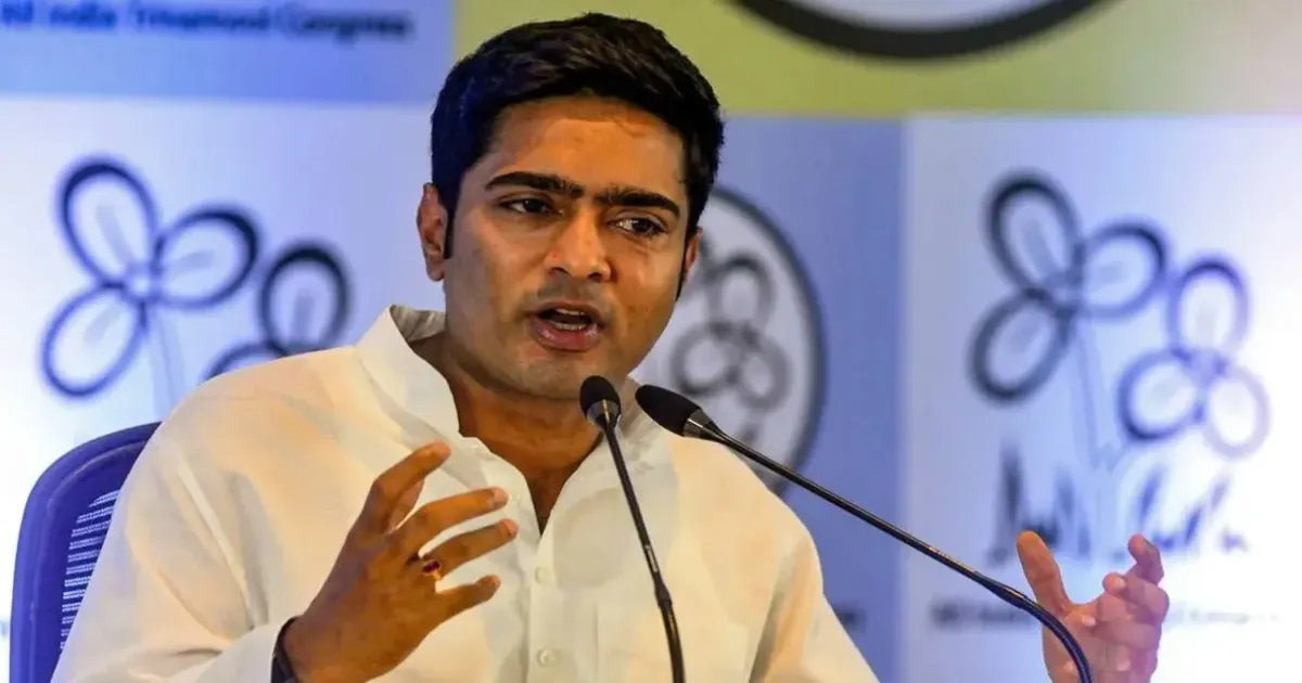 पश्चिम बंगाल में टीएमसी में बड़ी टूट: रितब्रत बनर्जी गुट ने बनाई नई समिति, अभिषेक बनर्जी निलंबित