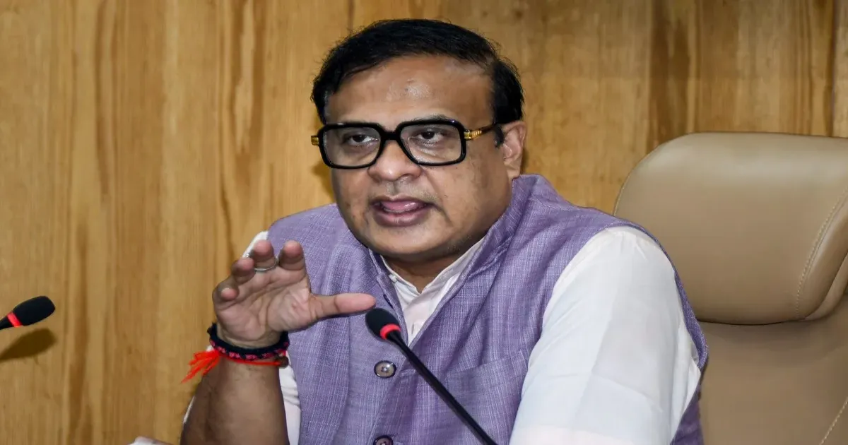 असम में दुर्गा पूजा पर बड़े ऐलान, अरुणोदय लाभार्थियों को मिलेंगे 1500 रुपये, चाय मजदूरों को 20% बोनस