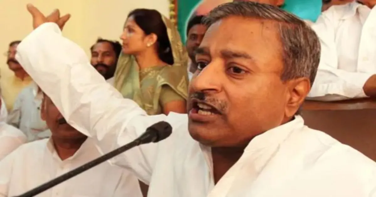 अयोध्या में बाबरी मस्जिद के स्थान पर मस्जिद निर्माण पर विवाद, बीजेपी नेता विनय कटियार ने उठाए सवाल