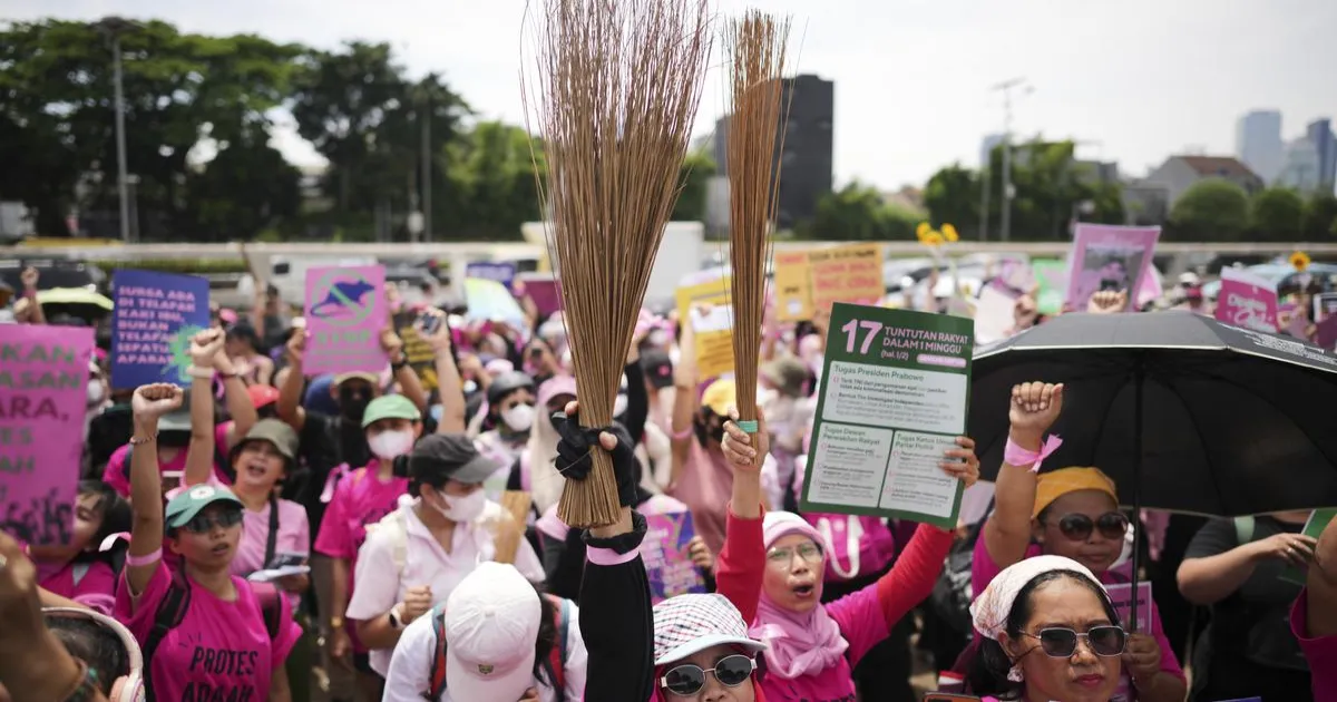 indonesian-women-join-jakarta-protests