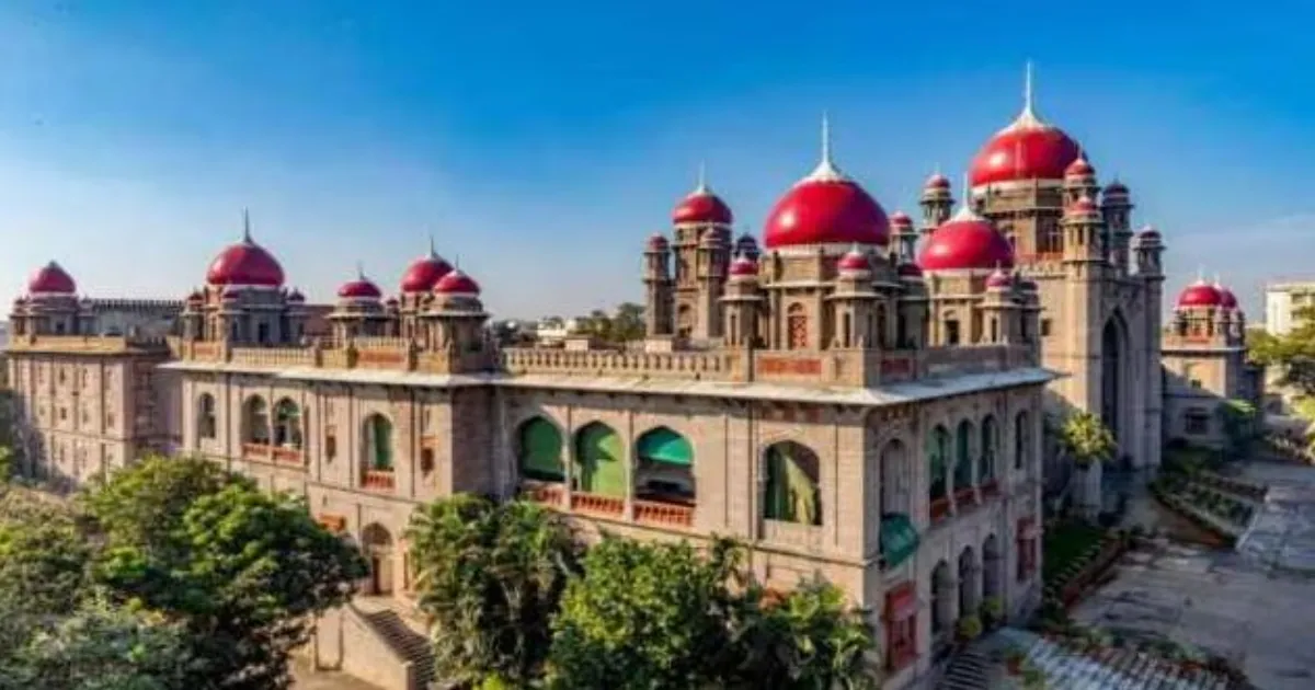 तेलंगाना हाईकोर्ट ने अनिवार्य तेलुगु पीआईएल पर सुनवाई स्थगित की; कहा इस मामले में कोई तत्काल आवश्यकता नहीं