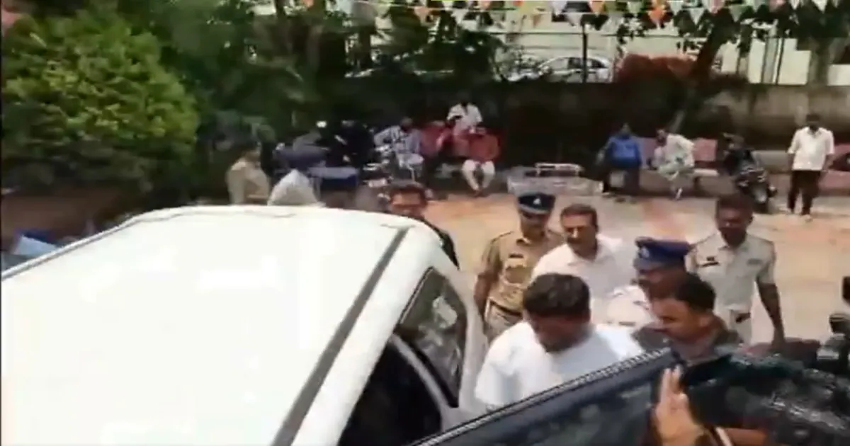 ₹4,500 करोड़ जमा घोटाला मामला: मुख्य आरोपी शिवानंद नीलन्नवर को सीआईडी ने बेंगलुरु स्थानांतरित किया
