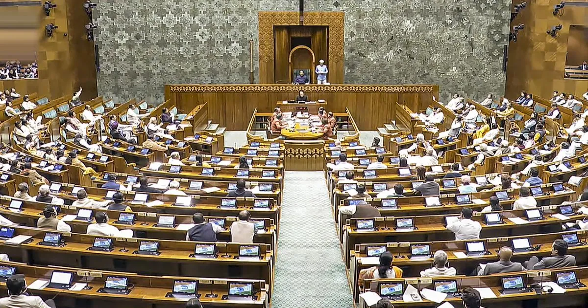 21% सांसदों और विधायकों का राजनीतिक वंश से संबंध, लोकसभा में सबसे अधिक उपस्थिति: एडीआर
