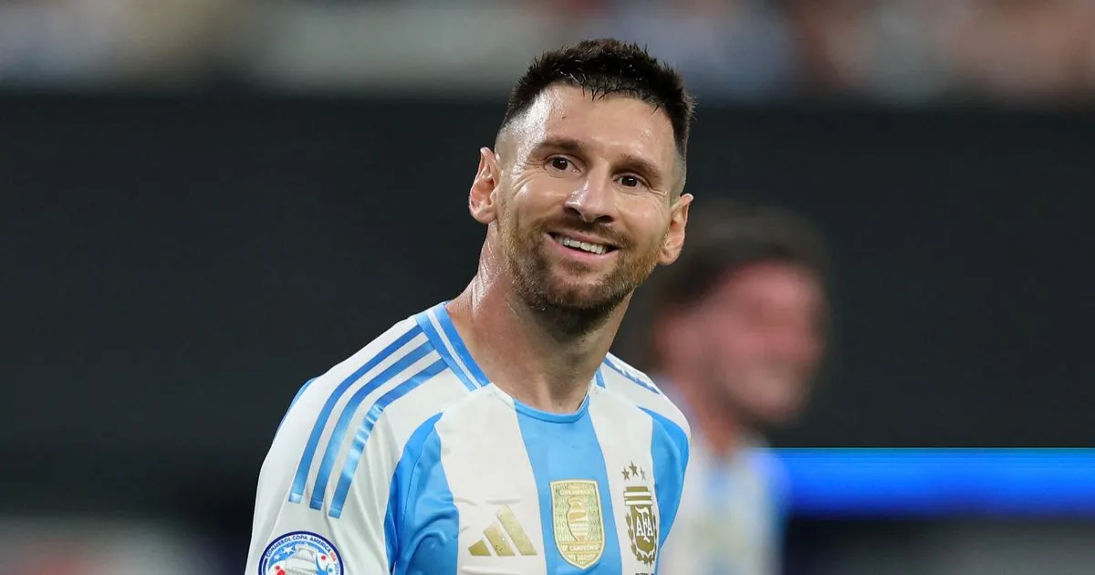 messi-signed-jersey-for-pm-modi-75th-birthday