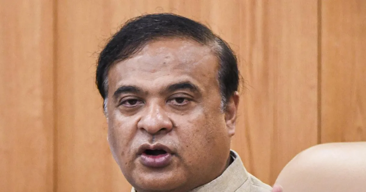 गुवाहाटी हवाईअड्डे के पास जमीन अधिग्रहण में अडानी नहीं, सरकार कर रही खरीद: असम CM हिमंत