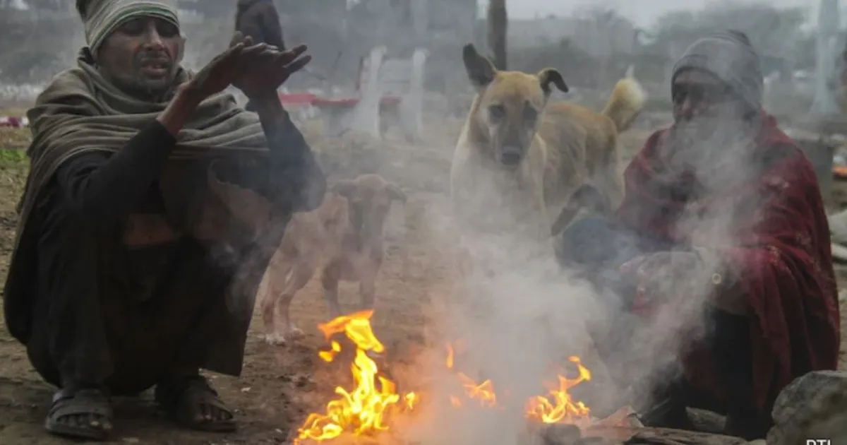 दिल्ली में सर्दी की लहर: न्यूनतम तापमान 3.2 डिग्री सेल्सियस पर पहुंचा