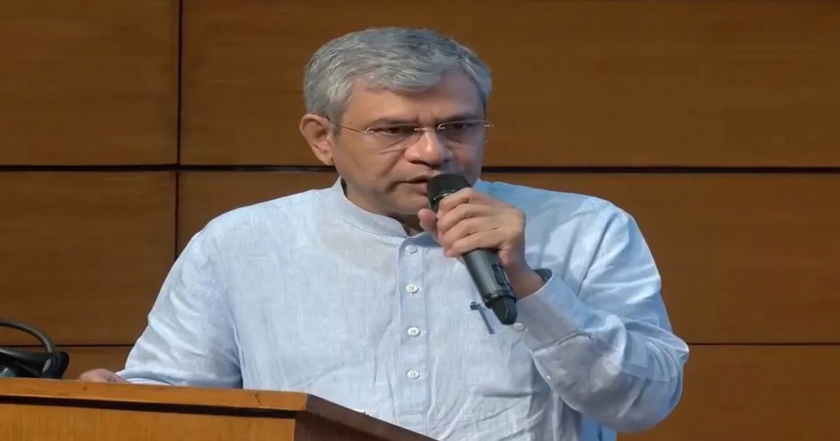 सुधारों के बाद रेलवे ने पिछले 4 महीनों में 170% अधिक सीमेंट पहुँचाई, अब फ्लाई ऐश मार्केट पर नजर