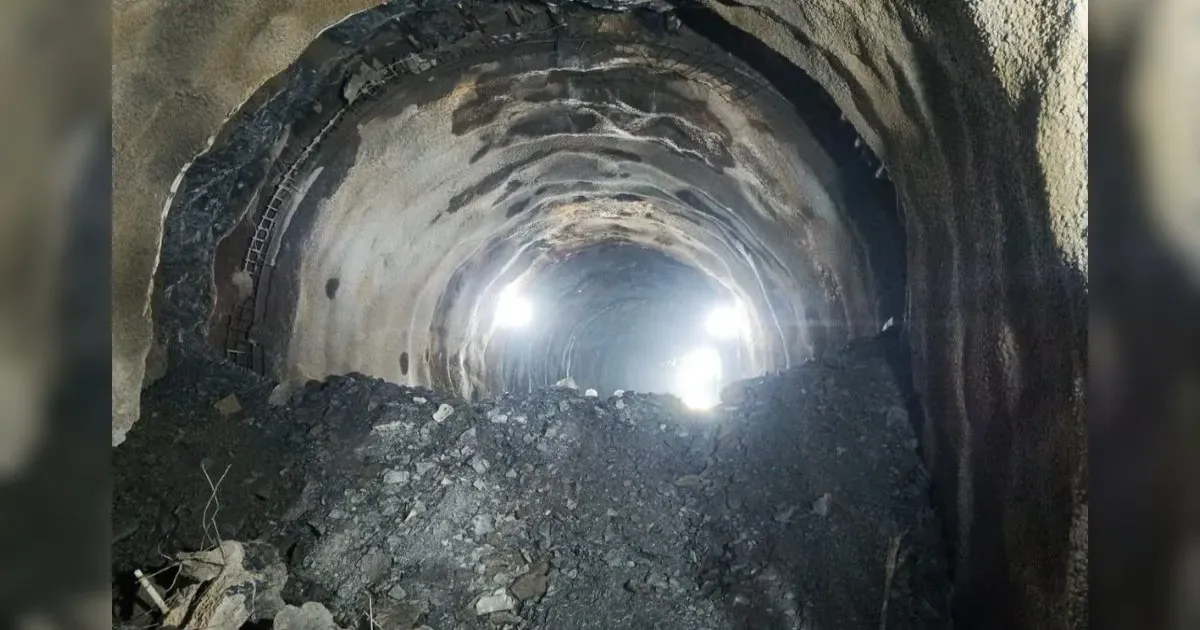 ऋषिकेश-कर्णप्रयाग रेल परियोजना में 10.847 किमी लंबी सुरंग का फाइनल ब्रेकथ्रू