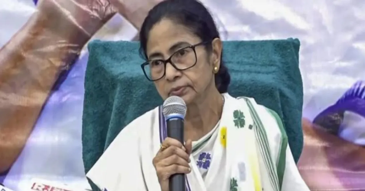 नंदीग्राम उपचुनाव में ममता ने कांग्रेस को दिया समर्थन, बंगाल की विपक्षी राजनीति में नए समीकरणों की चर्चा