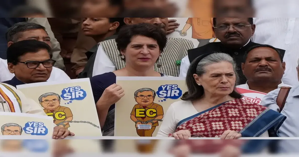 संविधान पर संकट, बीजेपी कर रही विचारधारात्मक तख्तापलट: सोनिया गांधी