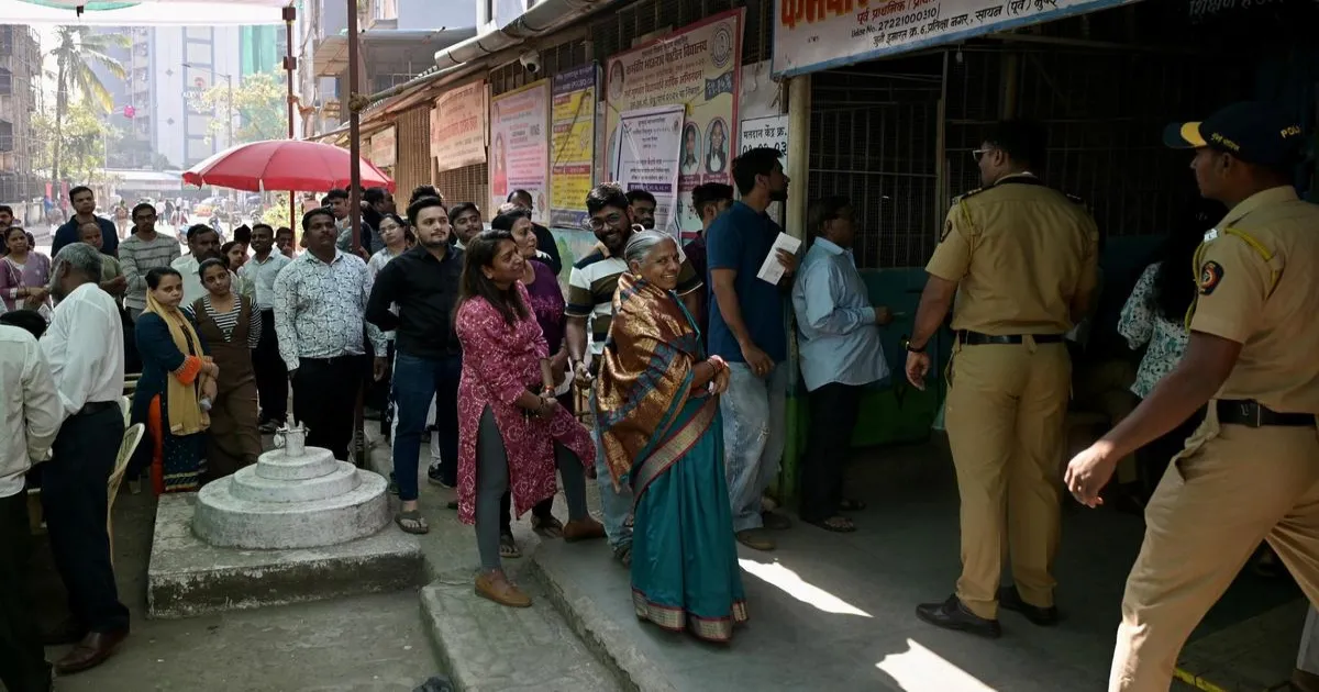 महाराष्ट्र निकाय चुनाव: अमिट स्याही हटाने के विवाद के बीच मतदान संपन्न, मतदान प्रतिशत करीब 50%