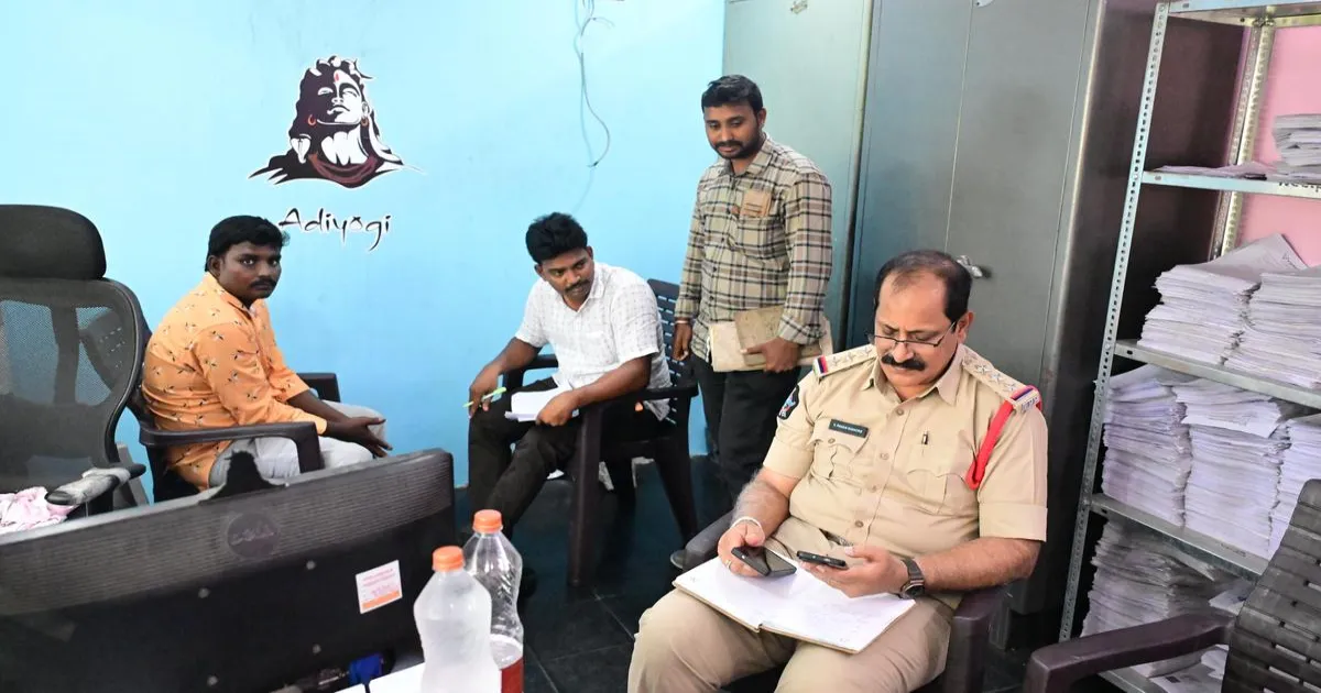 साई कृष्णा हिरासत मामला: कृष्णलंका थाना और कब्रिस्तान का पुलिस व एफएसएल टीम ने किया निरीक्षण